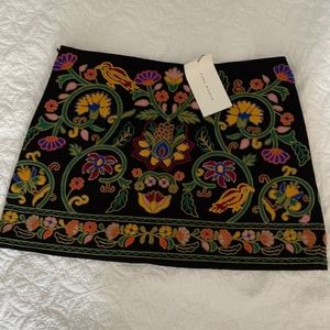 COPY - Zara embroidered mini skirt